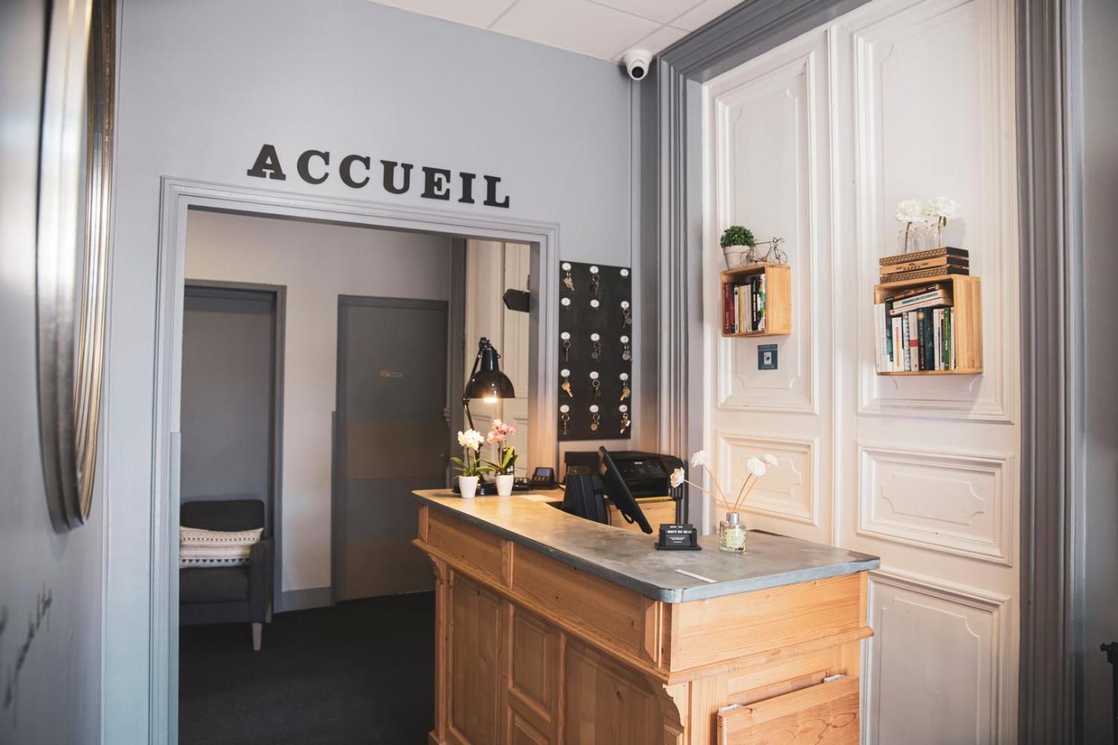 Au Bout Du Quai Hotel Granville Exterior photo
